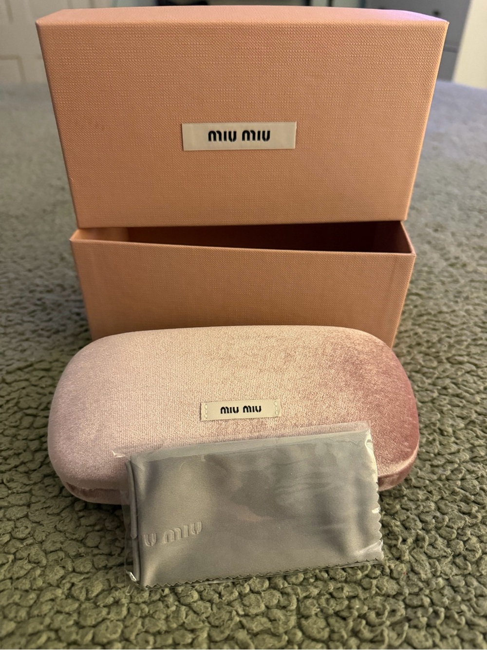 Miu Miu sunglasses with Powder Pink Velvet Case and Box/Accessories